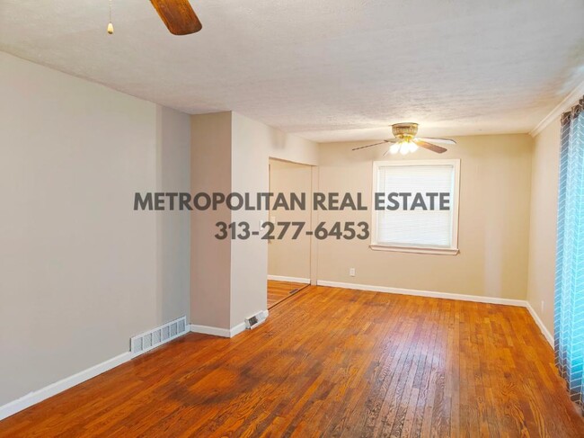 Building Photo - 5839 Helen St