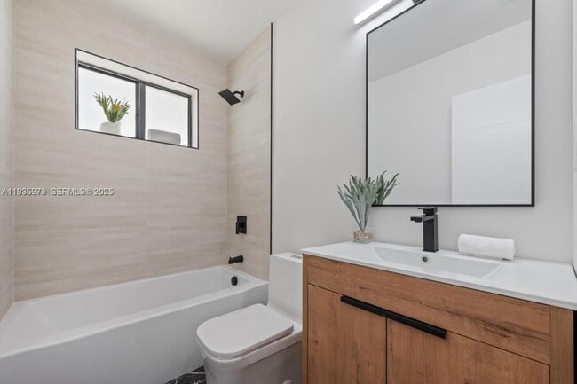 Building Photo - 2442 NW 170th St