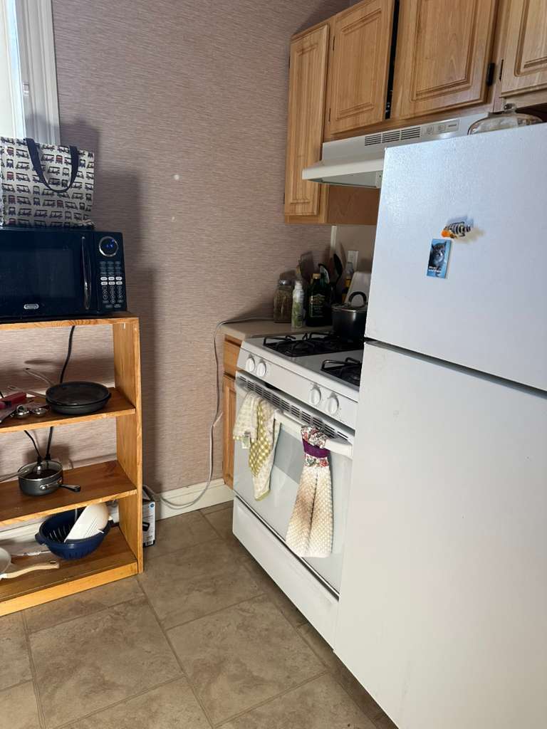 Building Photo - 12 Saint Paul St