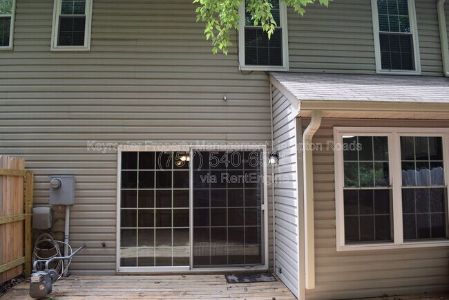 Building Photo - 3809 Peppercorn Way