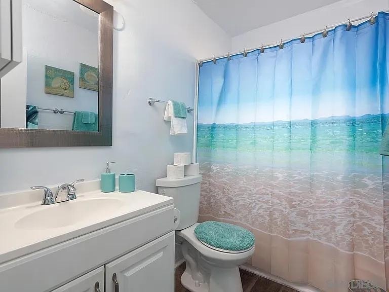 Building Photo - 1382 Grove Ave