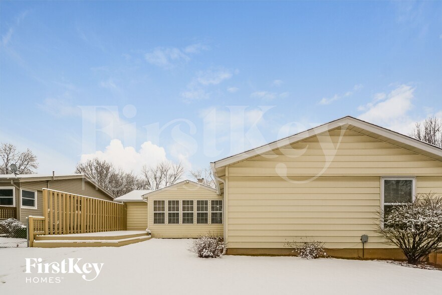 Building Photo - 15721 Hill House Rd