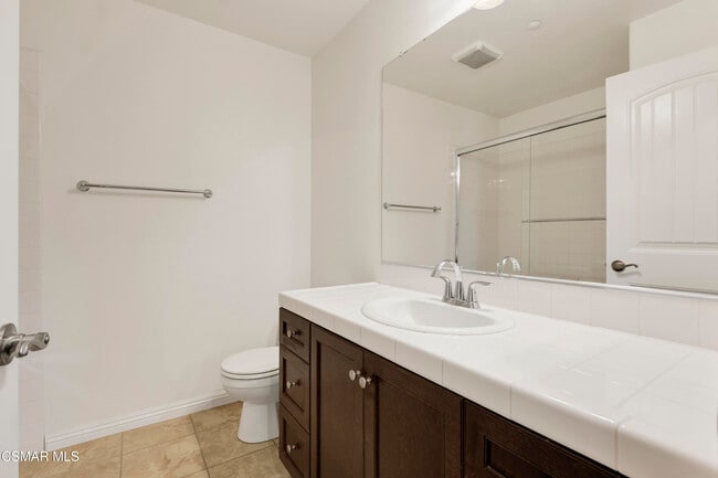 Building Photo - 1521 Silver Shadow Dr