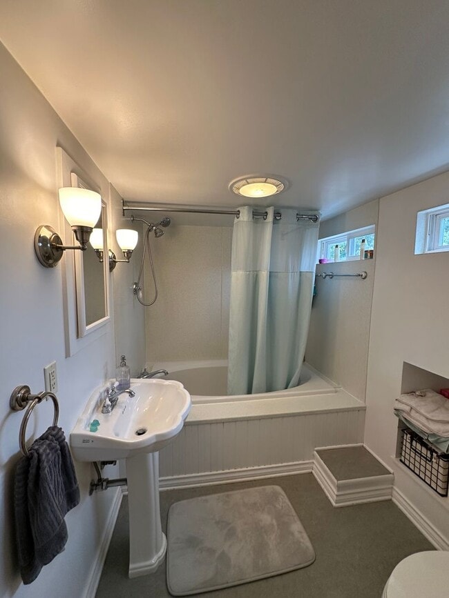 Building Photo - Briercrest ~ North Seattle Home