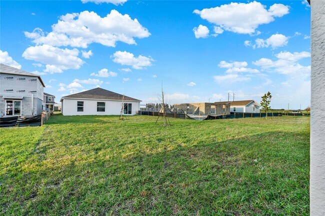 Building Photo - 1993 Sarah St