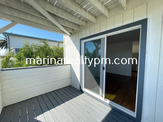 Building Photo - Florida St 4 Plex