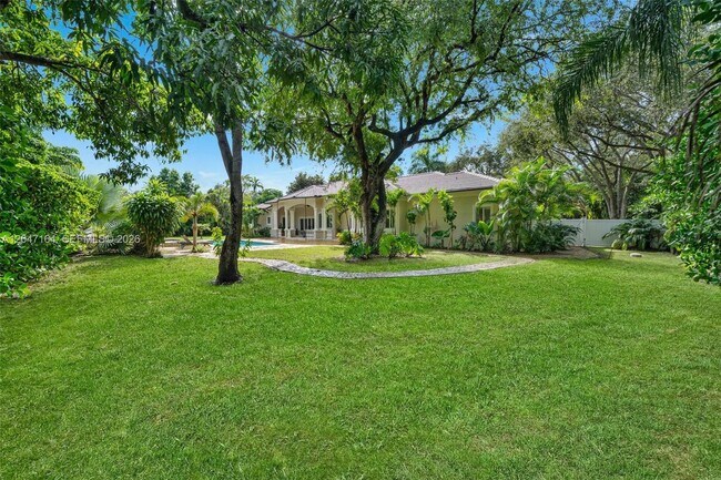 Building Photo - 6890 SW 94th St