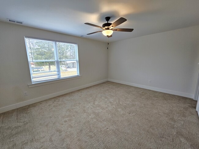 Building Photo - 3400 Pennington Rd