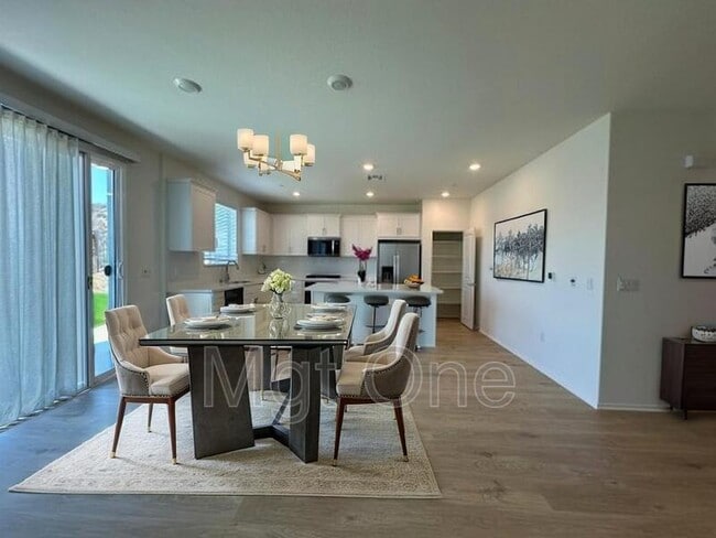 Building Photo - 26170 Gentry Ave