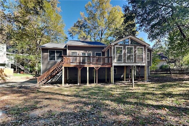 Building Photo - 2530 Lorne Ct SW