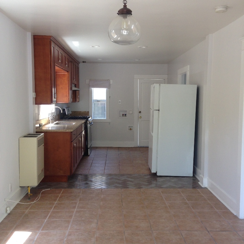 Building Photo - 1804 Bellevue Ave