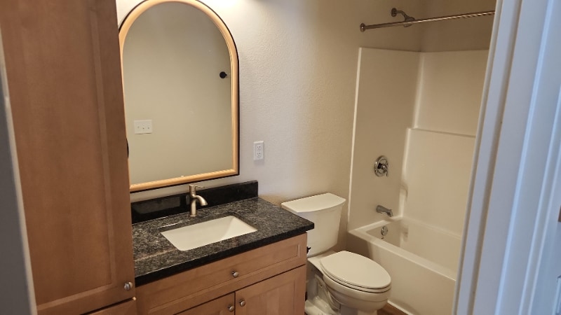 Building Photo - 5981 Hanson Ct