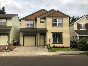 Building Photo - Comfortable Beaverton Living- 4 Bedroom, 2.5 Bath home Near Nike & Intel with Open Living & Priva...