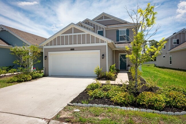 Primary Photo - Spacious 4-Bedroom Home with Screened Pati...