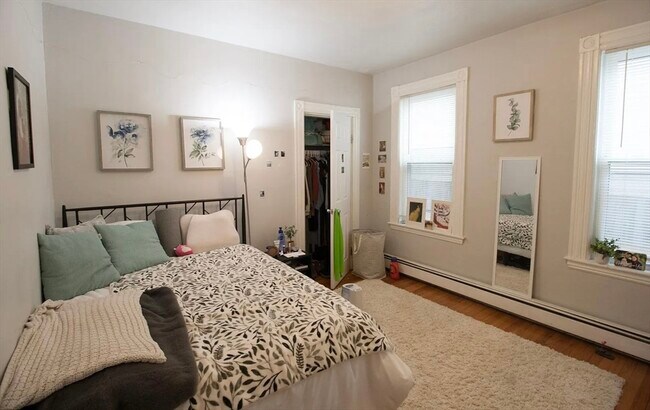 Building Photo - 65 Wyman St