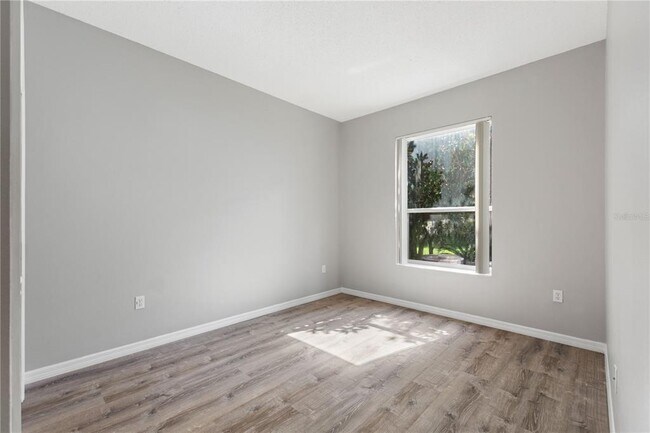 Building Photo - 3161 Sun Lake Ct
