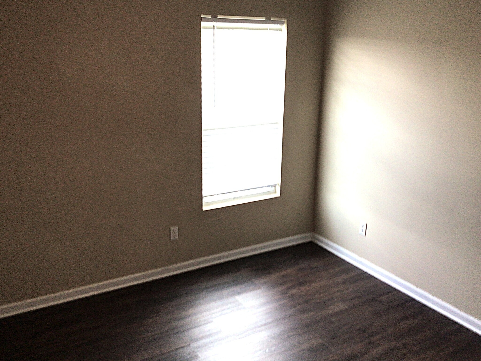 Building Photo - 922 Wolfpack Way