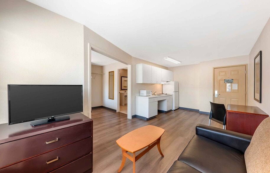 Building Photo - Furnished Studio-Austin - Northwest - Rese...