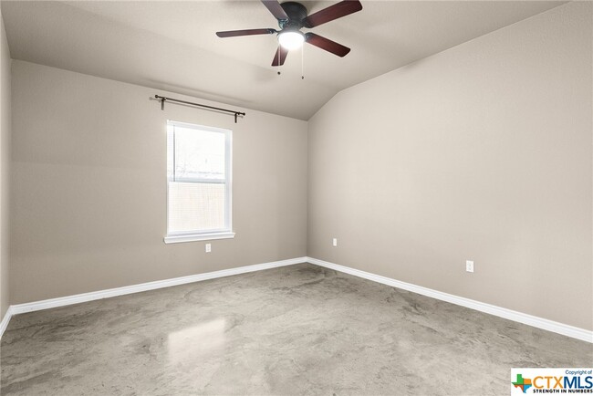 Building Photo - 2009 Wood St