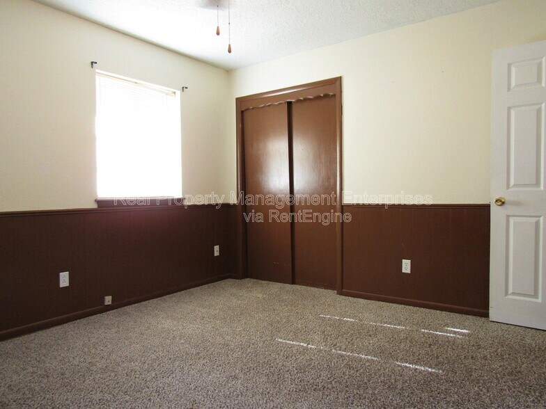Building Photo - 1214 Beaumont St