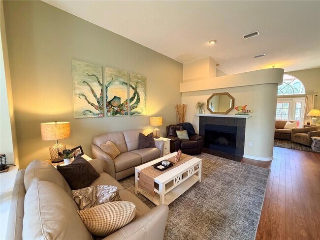 Building Photo - 8317 9th Ave Terrace NW