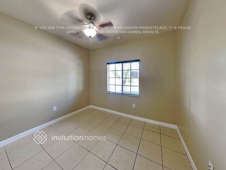 Building Photo - 14323 SW 156th Ave
