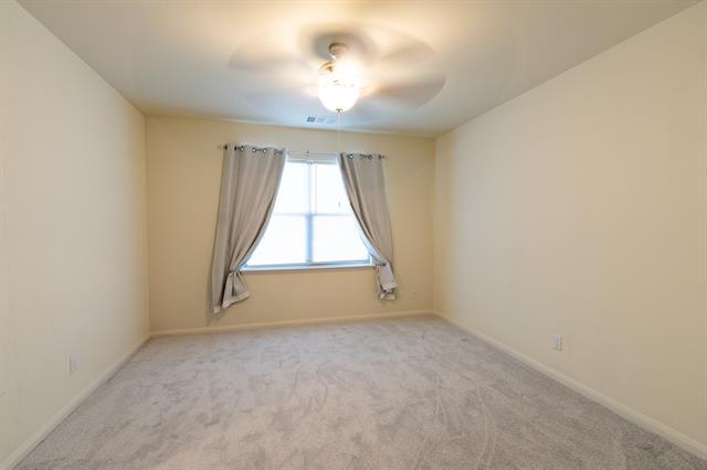 Building Photo - 208 Liberty Ln