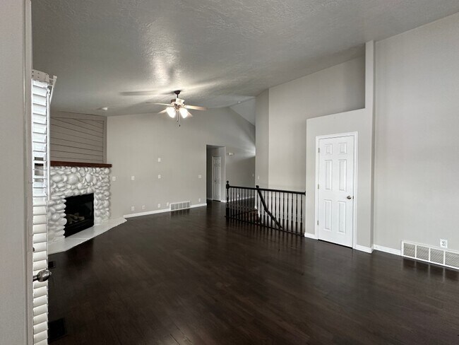 Building Photo - 3231 W 10755 S