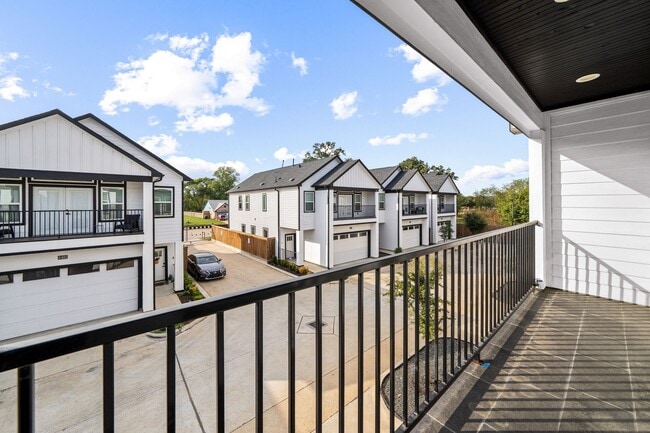 Building Photo - 6480 T C Jester Blvd