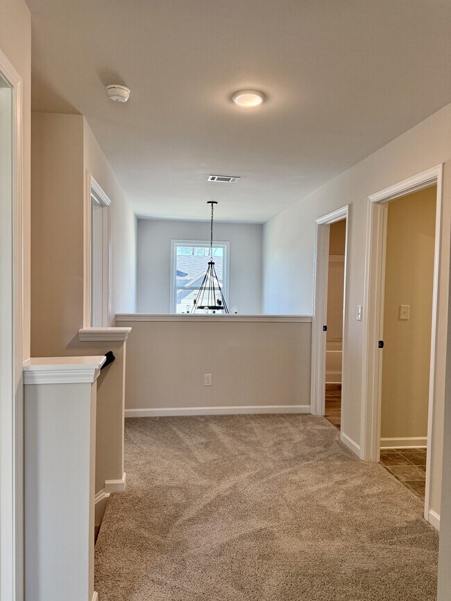 Building Photo - 401 Fox Crk Dr