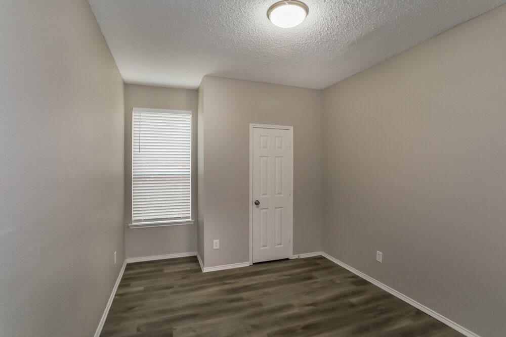 Building Photo - 4924 Cape St