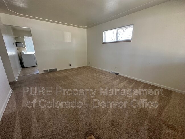 Building Photo - 130 S Cody Ct