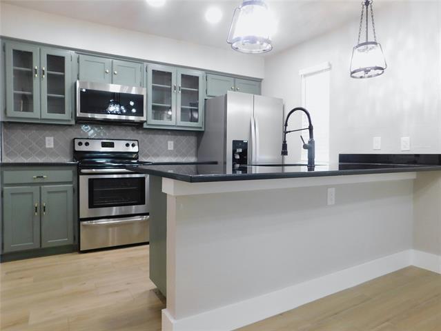 Building Photo - 404 Woodson Cir
