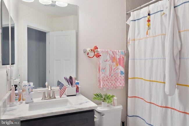 Building Photo - 937 Marzoff Rd