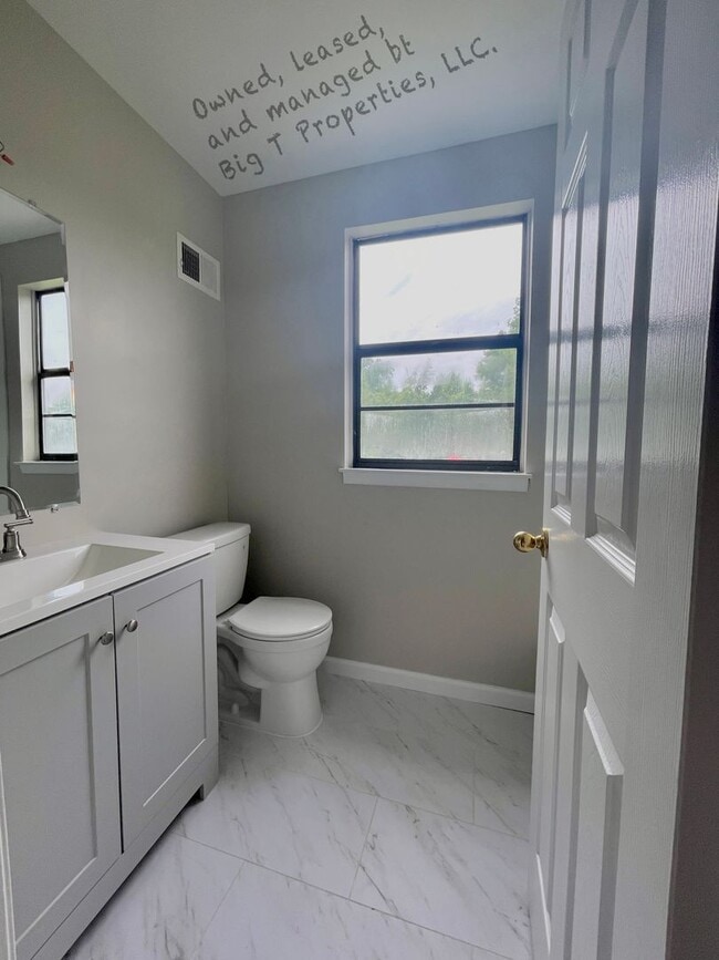 Building Photo - Newark, DE 4bd/2.5ba house ready for immediate move-in