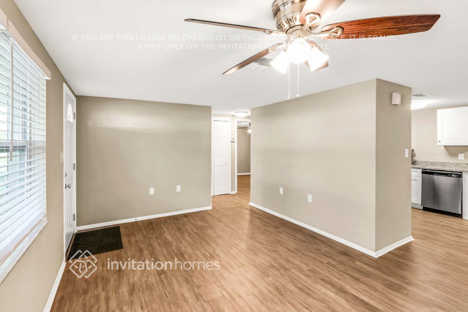 Building Photo - 9410 Rainbow Ln