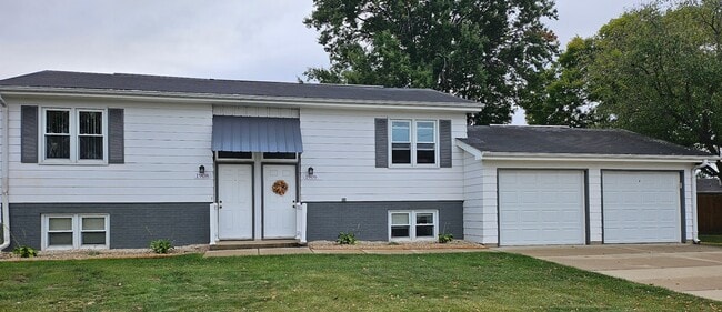 Building Photo - 1908 Refset Dr