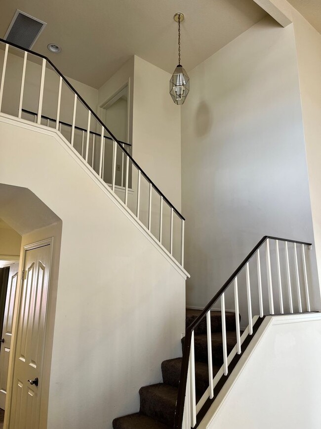 Building Photo - Two Story Home in Moreno Valley Ranch