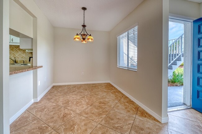 Building Photo - 14800 Walsingham Rd