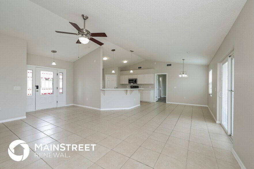 Building Photo - 102 Ashley Loop