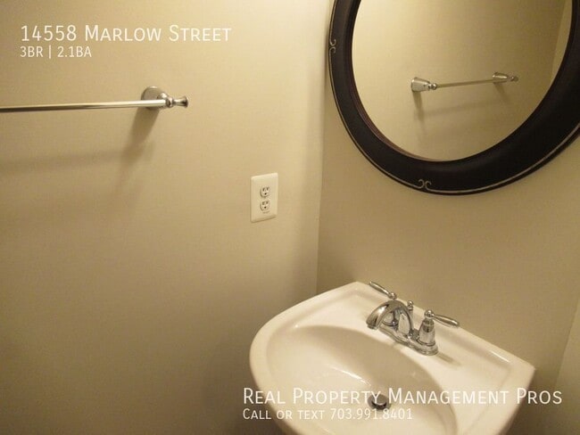 Building Photo - 14558 Marlow Street