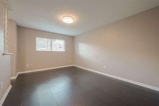 Building Photo - 11406 High Star Dr