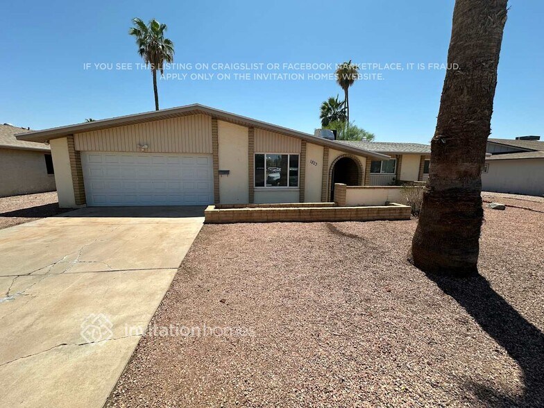 Primary Photo - 1823 E Watson Dr