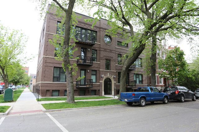 Primary Photo - 900 N Fairfield Ave