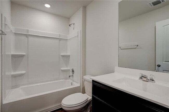 Building Photo - 14500 Fitzgibbon Dr