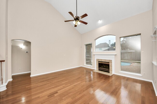 Building Photo - 4126 Midstream Dr