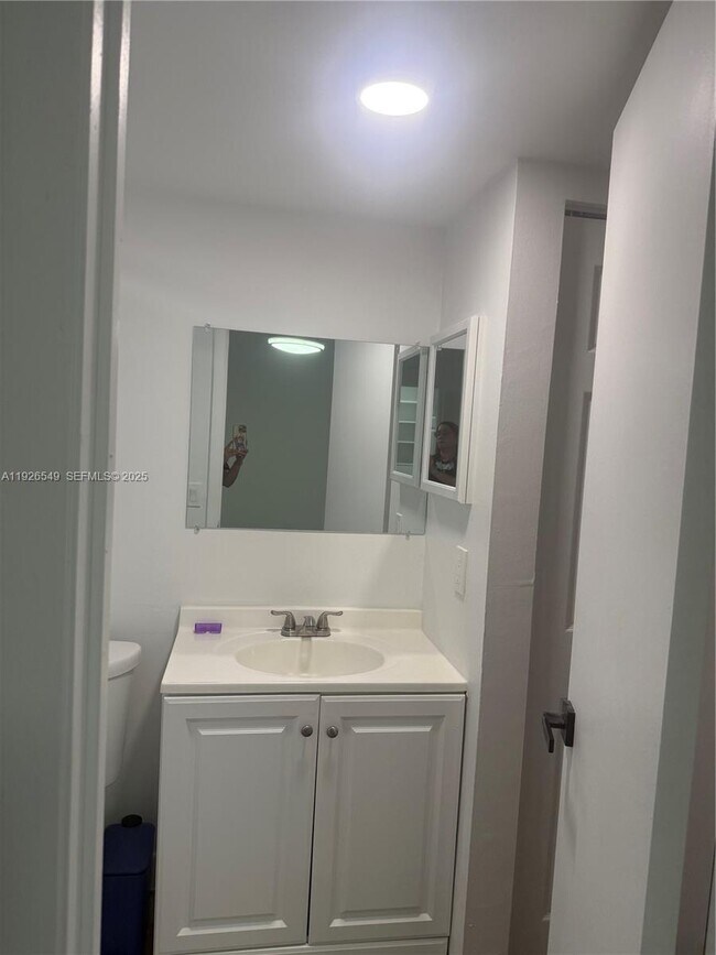 Building Photo - 13028 SW 88th Ln