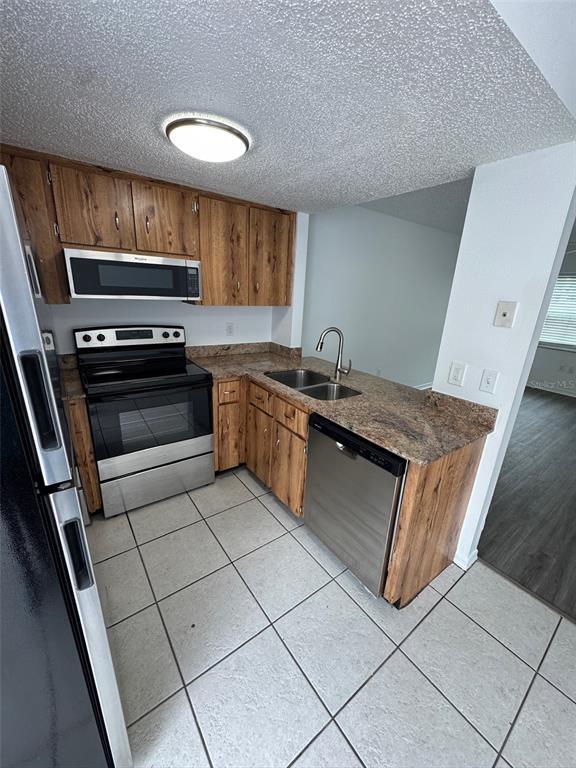 Building Photo - 1409 NE 17th Ave