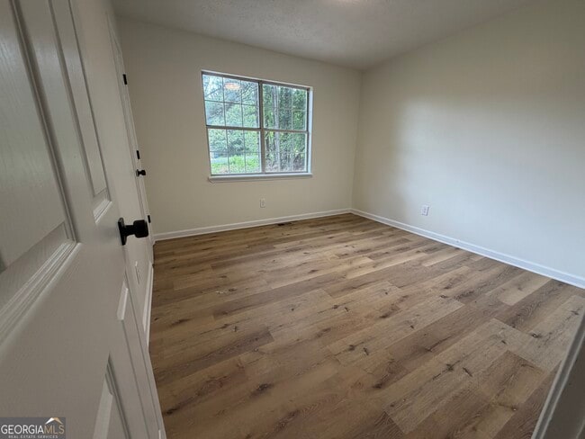 Building Photo - 1730 Bullock Dr
