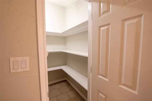 Building Photo - 4216 Wayfaring St